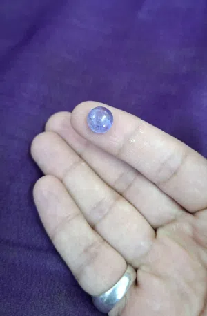 حجر تنزانايت تنزاني طبيعي غير معالج natural untreated tanzanite stone