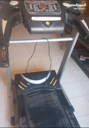 جهاز رياضي مشي مستعمل للبيع شغال غير قابل للتفاوض