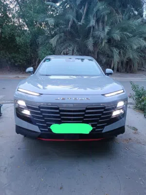 Used Jetour Dasheng in Baghdad