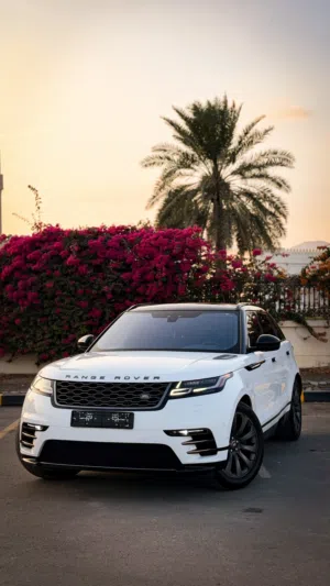 رنج روفر فيلار Range Rover Velar R-Dynamic S 2019  حادث خيفيف وايرباجات الوكاله سليمة