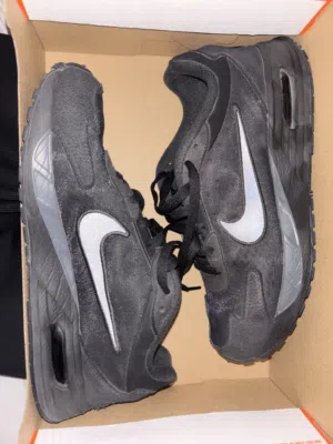 Nike shoes that isn’t available in Oman and worth a lot and you can’t find a better price and comfy
