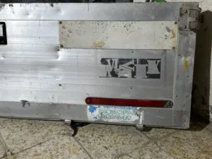 باب سيارة خلفي هينو