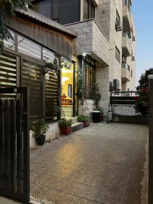 200 m2 3 Bedrooms Apartments for Sale in Amman Al Rabiah