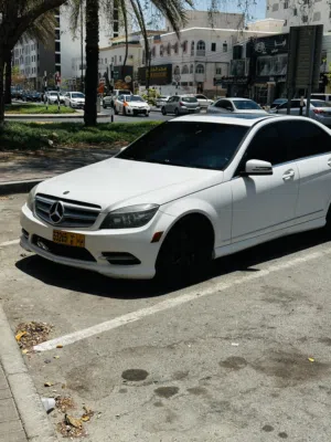 مرسيدس C300 موديل 2011 للبيع