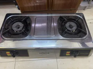 Gas Stove in excellent condition and barely used. Clean and well-maintained.