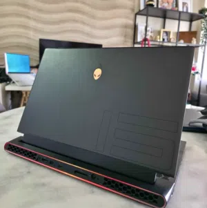 Alienware M15R3