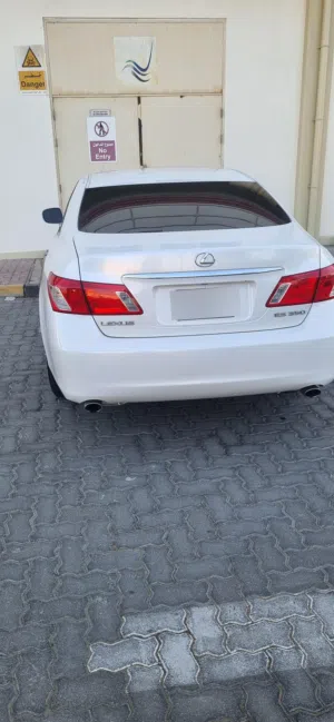 لكزس 2008 للبيع 6سلندر. ES350 ابيض لؤلؤي. بدون حوادث