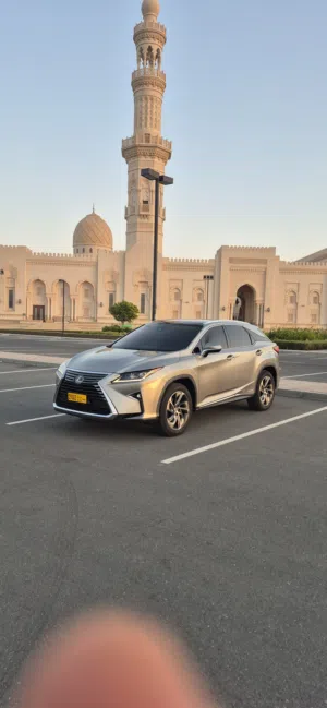 Fuel Efficient Hybrid RX450h