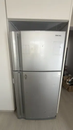 ثلاجه هيتاشي للبيع