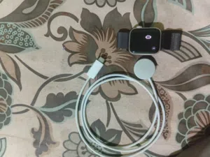 ساعه ايفون مقفل الايكلود