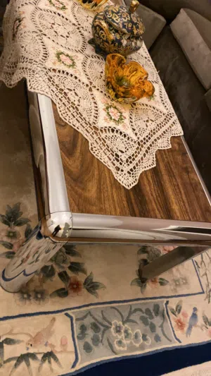 طاولة وسط و3 طاولة جانبية كروم مع خشب