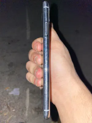 Apple iPhone 11 Pro Max 64 GB in Zarqa