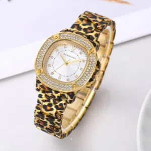 BURBERRY Leopard Design