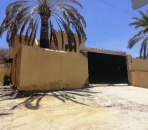120 m2 3 Bedrooms Townhouse for Sale in Al Dakhiliya Hamra