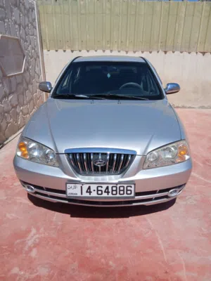 سيارة هيونداي أفانتي 2004 موديل بصيحة، لون فضي، صالون / سيدان، أوتوماتيك، مرخصة