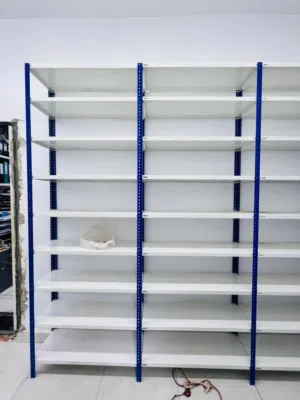 سكفالي لتجهيز المخازن والمحلات التجارية