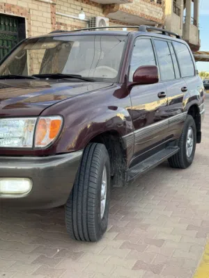 TOYOTA LAND CRUISER