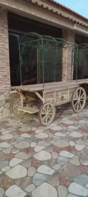 عربايات بوفيه مفتوح متحركه بعجال حديد تصلح  ل مزارع المناسبات والمشاتل بسعر الحرق ببلاشش