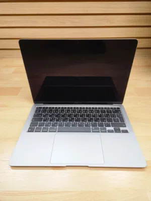 MacBook Air M1 13” CPU:8core GPU:7core Ram:8GB SSD:256GB BC:90(100%)