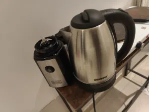 Kettle and Juice Mixer