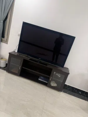 للبيع شاشه ماركة سوني