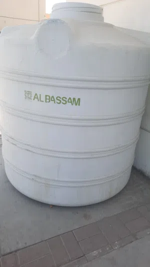 Large storage water tank