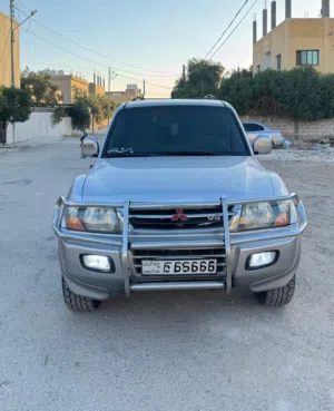 ميتسوبيشي باجيرو