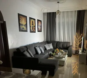 كورنر بحاله الوكاله بسعر 300 دينار للبيع