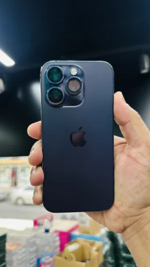 I phone 14 pro (Purple)