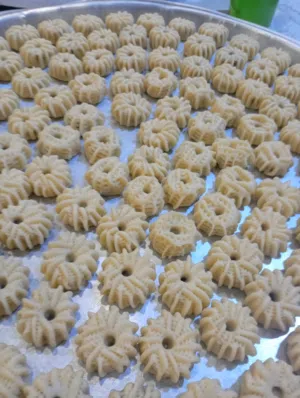 كعك العيد ولا اطيب من هيك كعك
