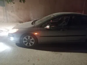 بيجو 407 2مضروب قصعه جيد