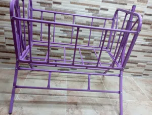 سرير اطفال حديد جامد وهزاز