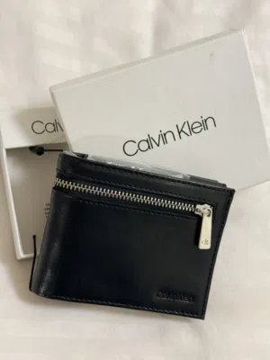 محفظة كالفن كلاين (Calvin Klein) رجالية أصلية 100% جديدة بالكرتونة