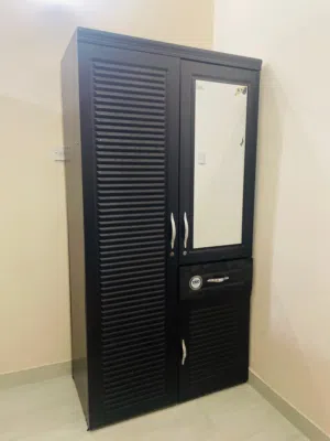 Wardrobe for Sale (Good Condition)