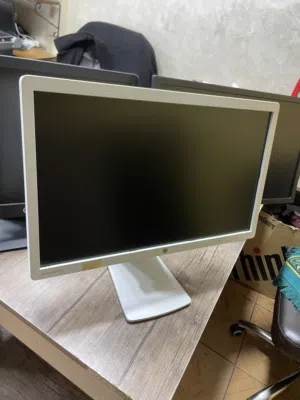 شاشات للبيع حجم كبير FULL HD للبيع