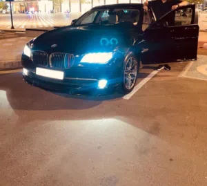 � للبيع: BMW 730Li موديل 2011 (Individual - كت 2016