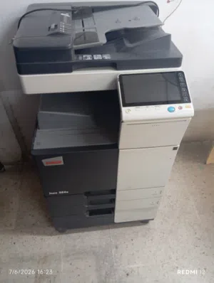 كونيكا ineo 284e