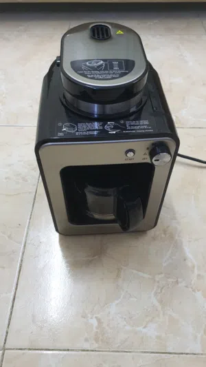 مكينة قهوة صغيرة رائعه