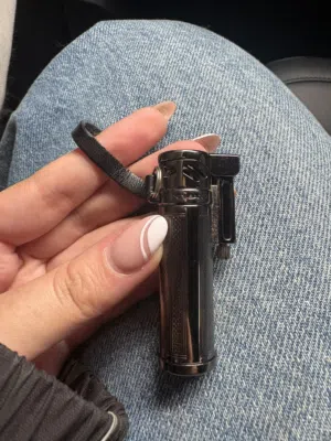 Yibao Lighter