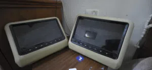 شاشات مسند راس السيارة ذكية HDMI + EzCast حالة ممتازة يمكن استخدامه كشاشة ثانوية (عرض قوي 399 درهم)