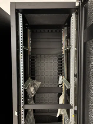 Rack 42U راك سيرفرات