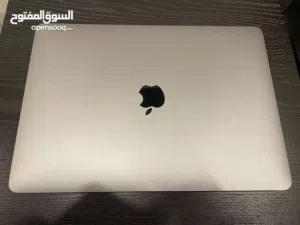 MacBook Pro 2016 with touchbar