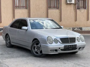 Used Mercedes Benz E-Class in Yafran