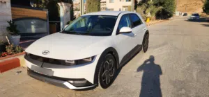 هيونداي ايونيك 5 كهرباء موديل 2022 لون ابيض بحال الجديد وكالة مميزة للبيع