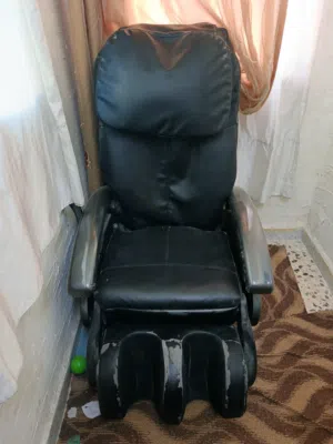 كرسي مساج بحاله ممتازه