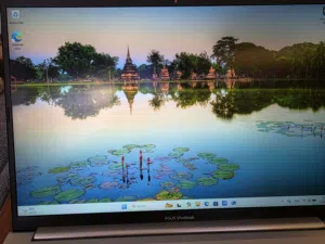 للبيع - 16 ASUS Vivobook