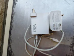 Xiaomi 120 wat  vivo 90 wat   original chargers available 5kd each