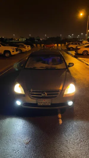 للبيع التيما موديل 2005