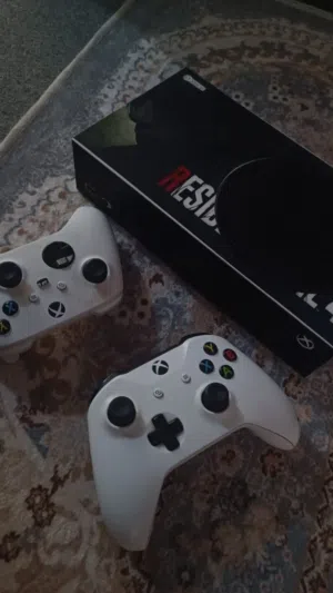 اكسبوكس سيرس اس نظيف كلش