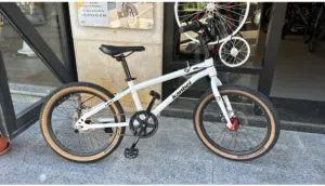 بسكليت شبيه bmxً بحاله الوكالة استعمال بسيط